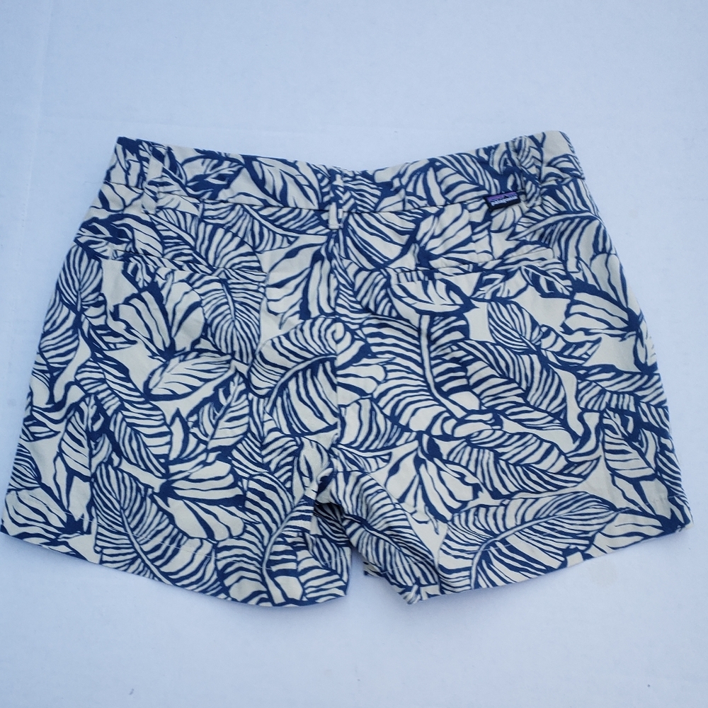 Patagonia organic cotton shorts size 4